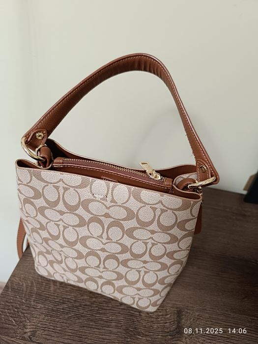 Нова дамска чанта