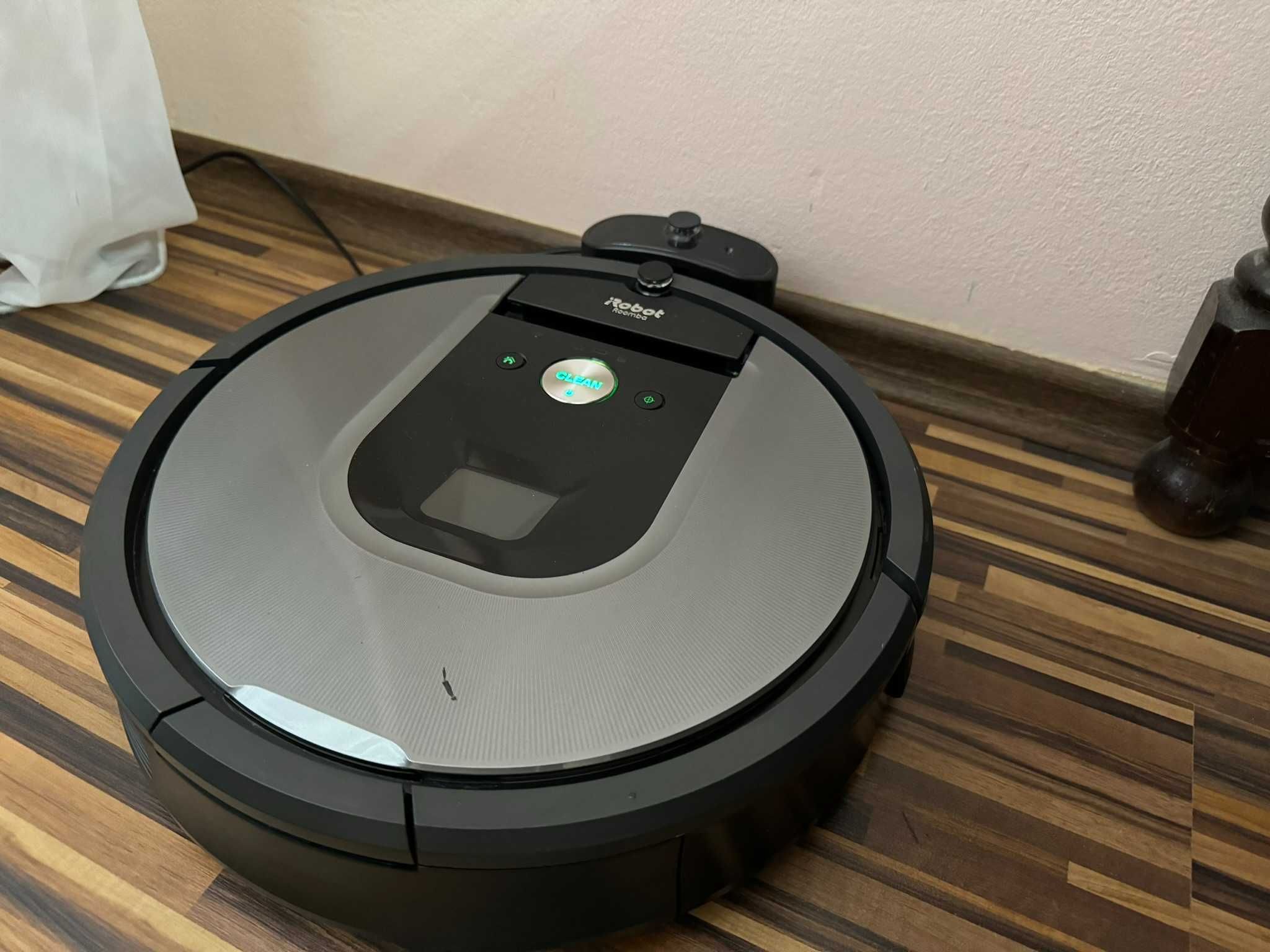 Прахосмукачка робот - iRobot 960