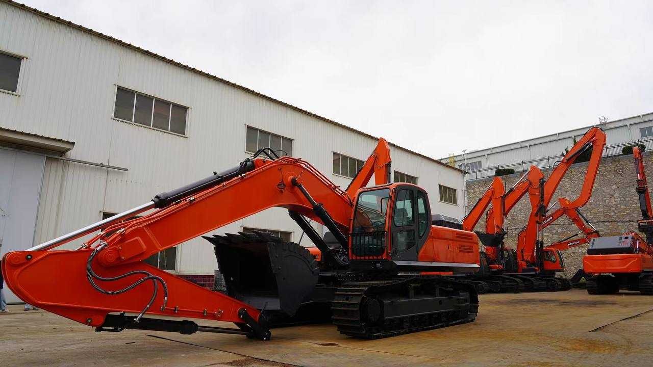 Экскаватор Lugong LG 220