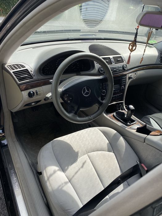 Mercedes W211 E200 Kompressor cu GPL