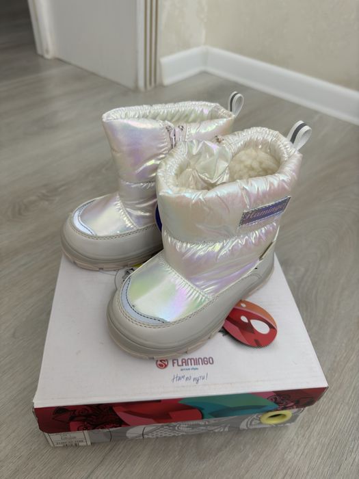 Flamingo новые сапоги 26 размер