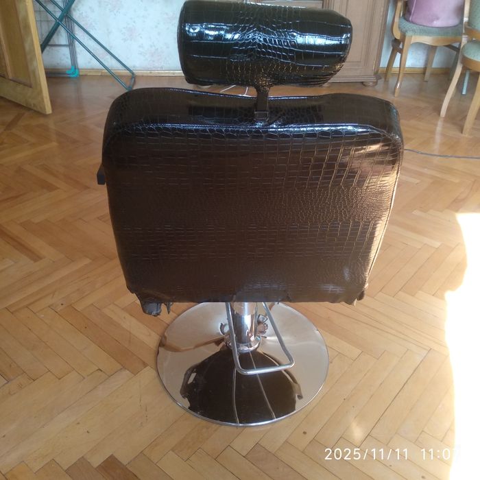 Кресло для парикмахерской