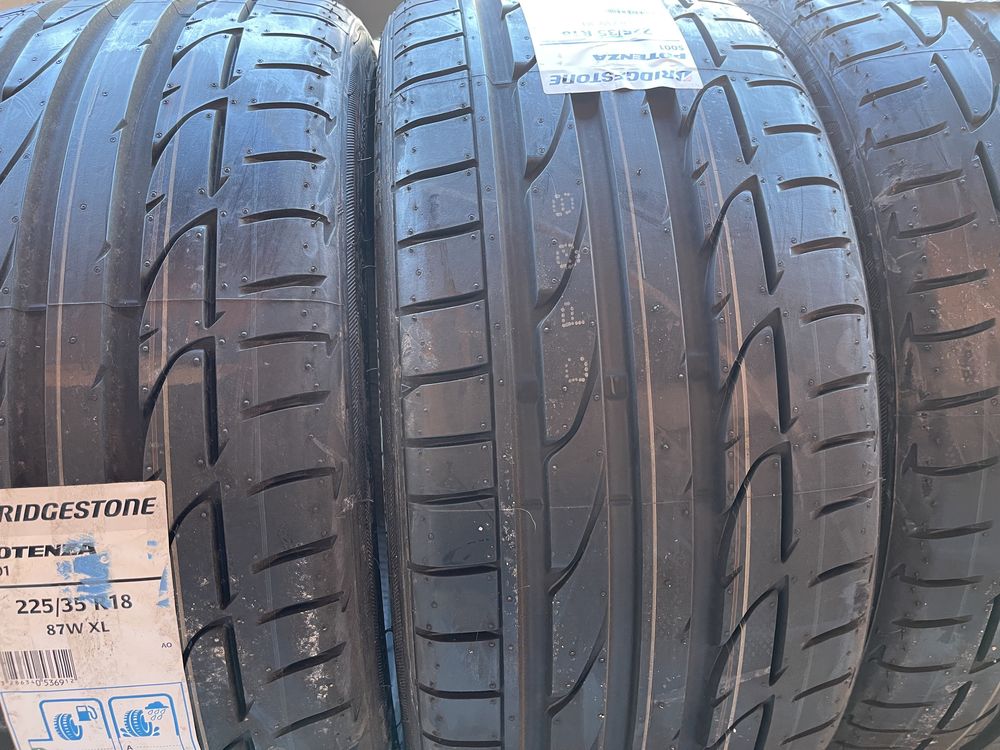 4 anvelope Noi de vara 225/35/18 Bridgestone dot 2019