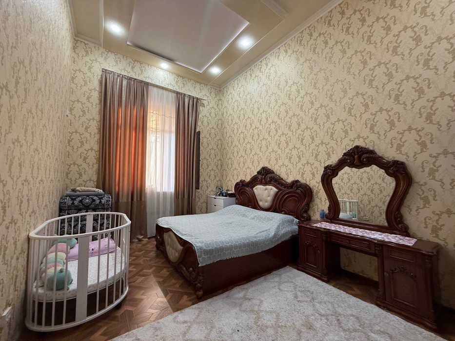 TAYYOR 4 SOTIQLI hovli sotiladi