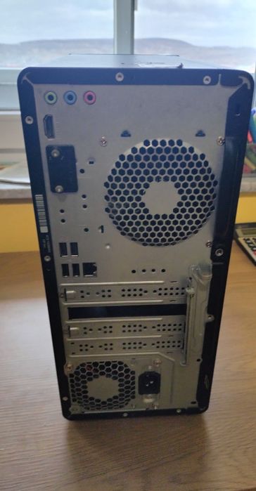 Vând calculator HP Pavilion