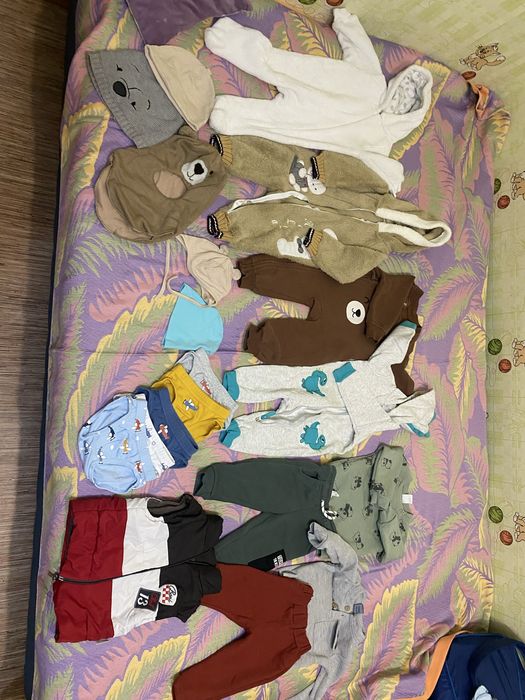 Продам детские вещи