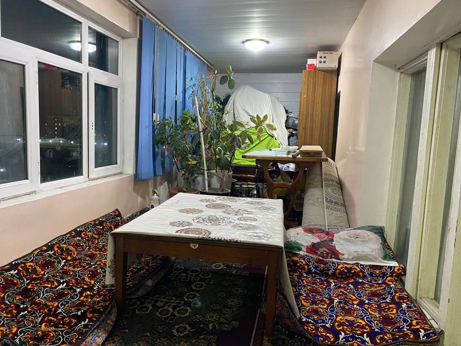 Dom sotiladi 5 xonali.