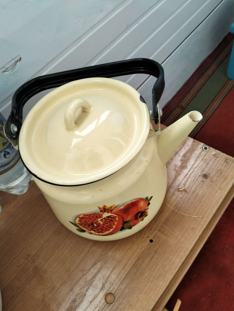 Продам эмаль чайник