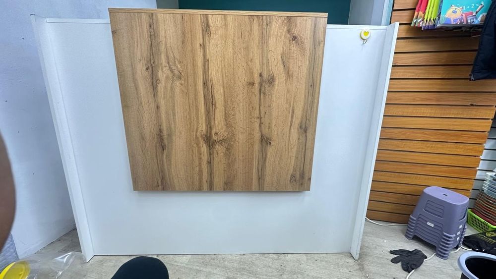 Продам ресепшн для магазинов