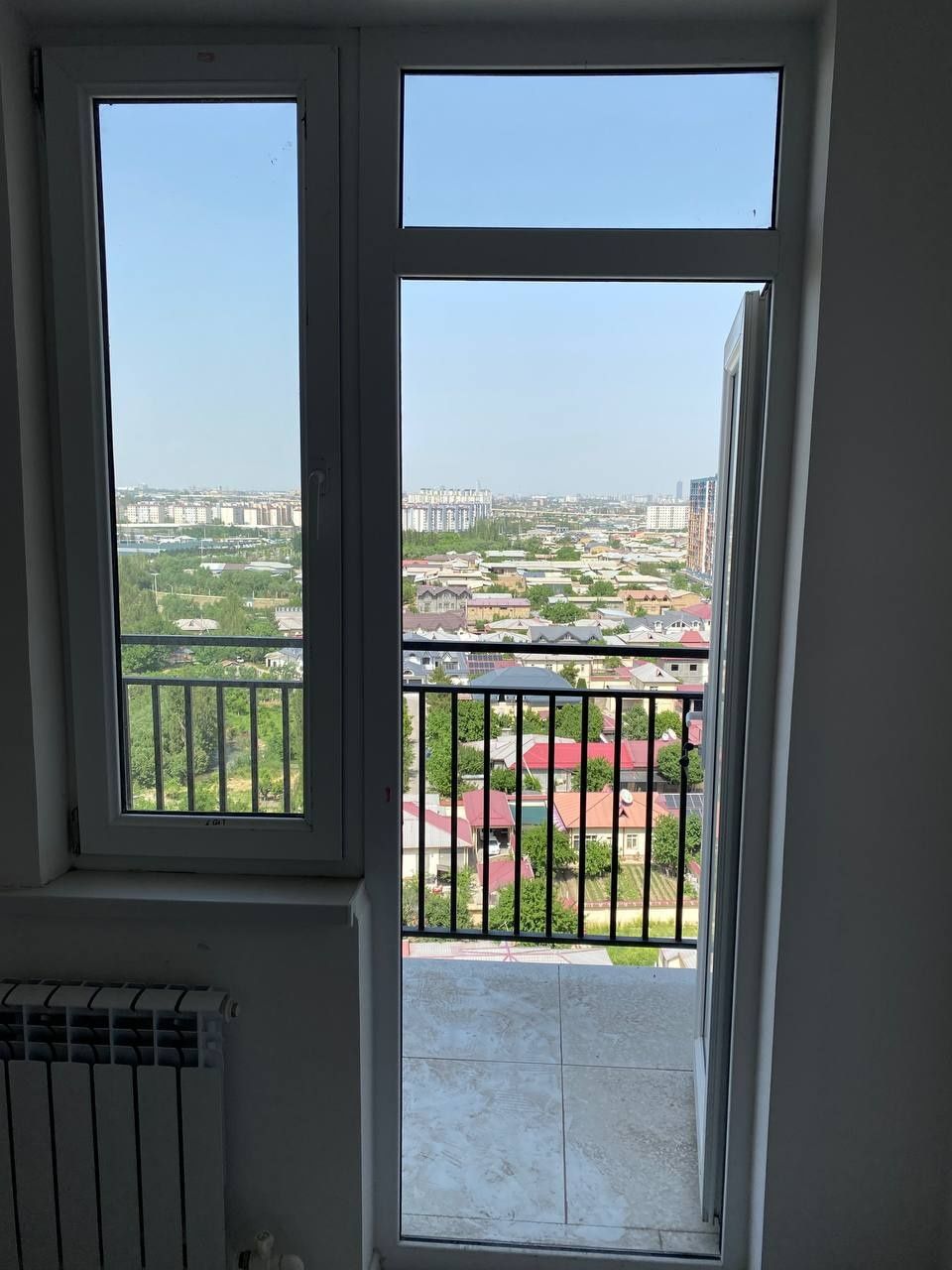Xonadonlarni birinchi qo'l quruvchi kompaniyaning uzidan xarid qiling.