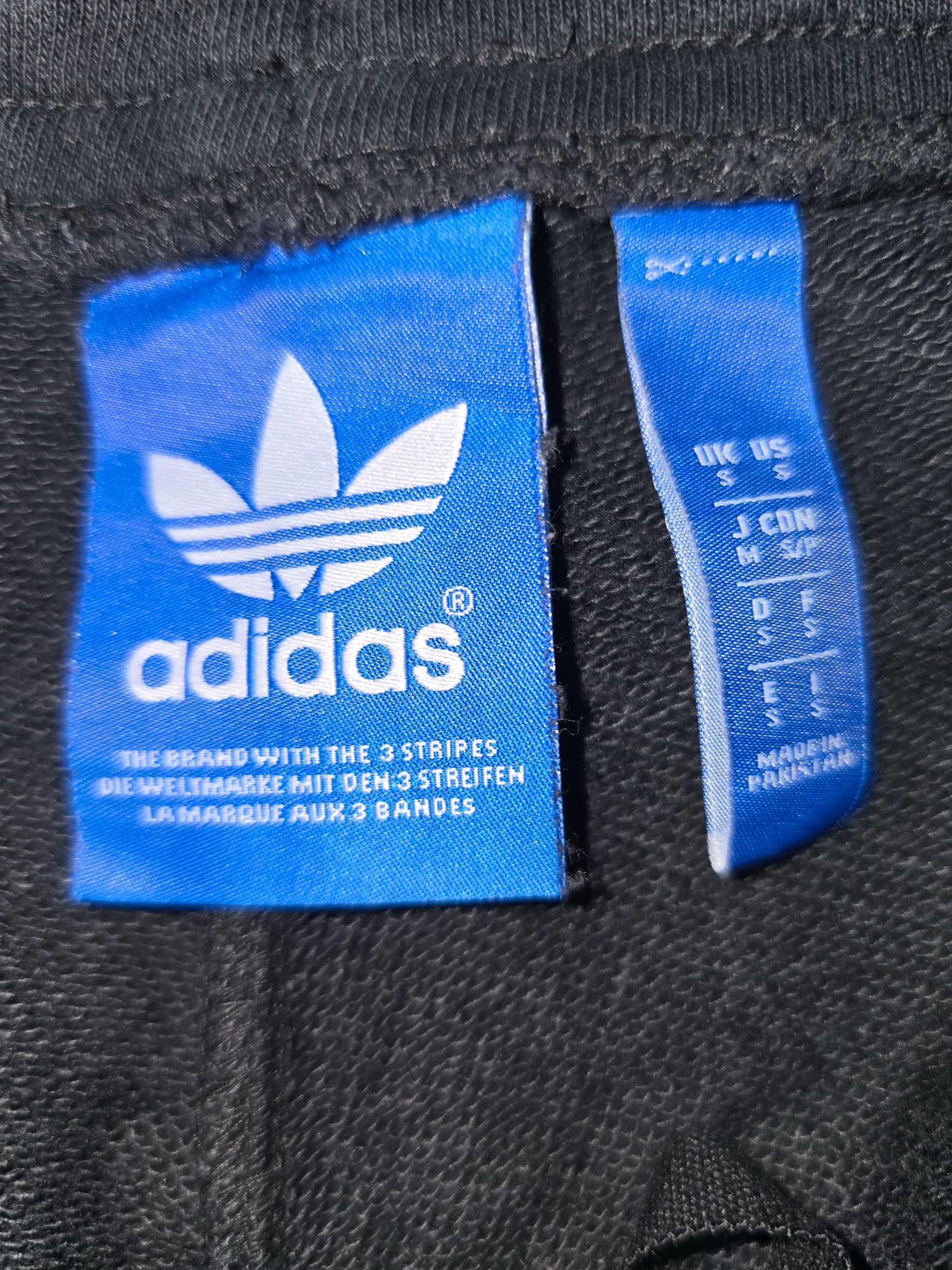 Нови мъжки черни спортни гащи Adidas S