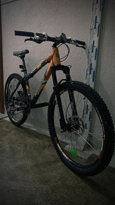 Bicicletă în stare bună, originală