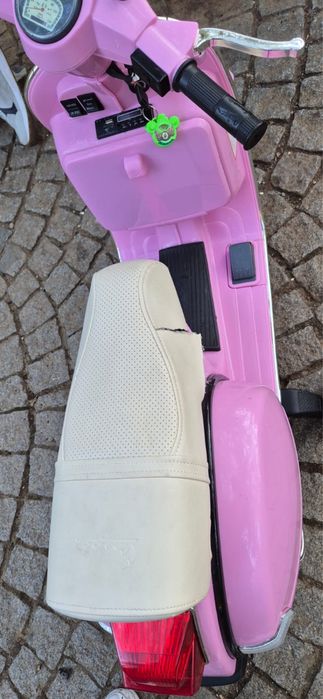Scuter copii Vespa Piaggio Roller  35 kg