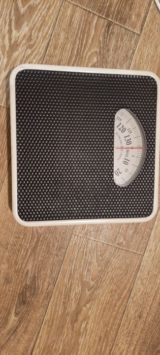 Весы напольные механические