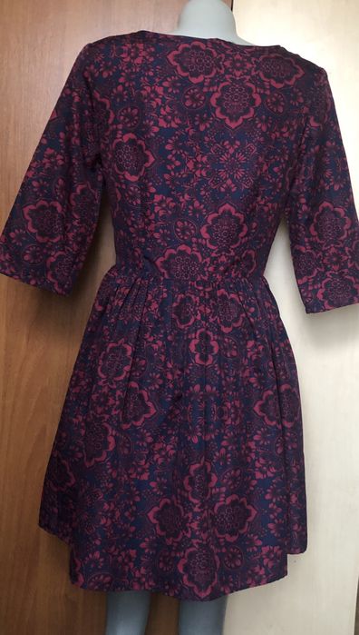 Разкроена къса рокля S,M