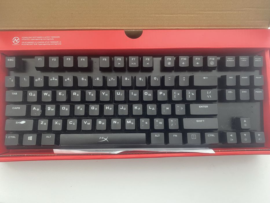 Продам клавиатуру hyperx alloy fps pro
