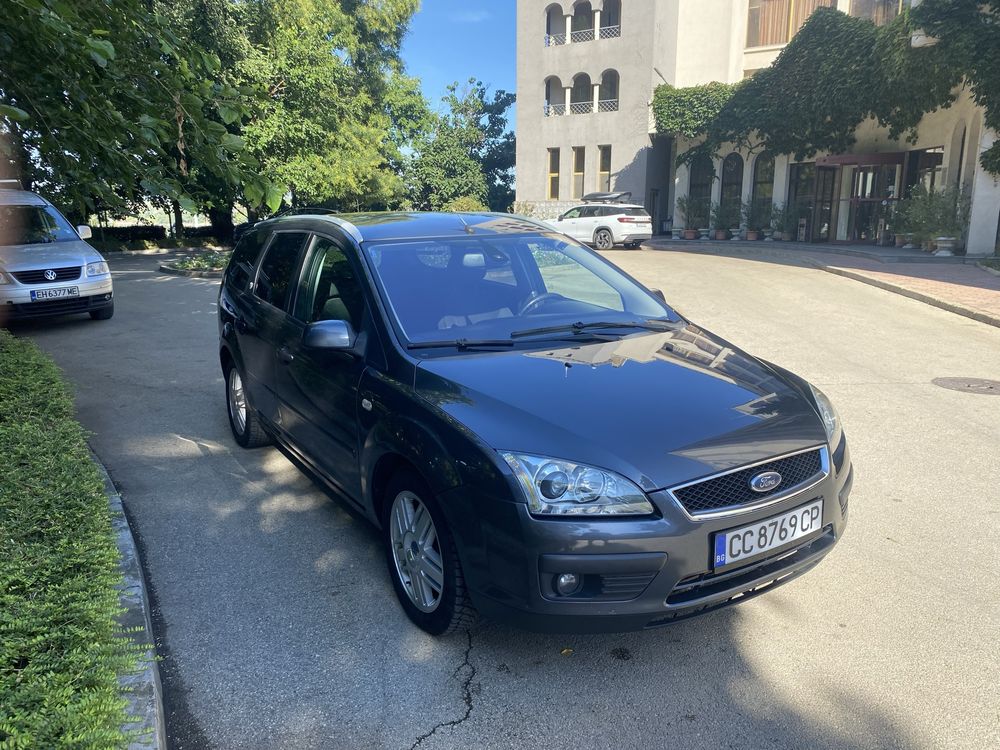 Форд фокос 2005г 1.6 90кс