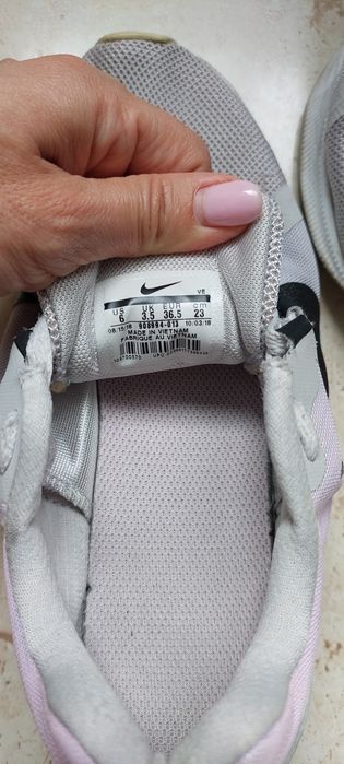 Nike 36.5 маратонки