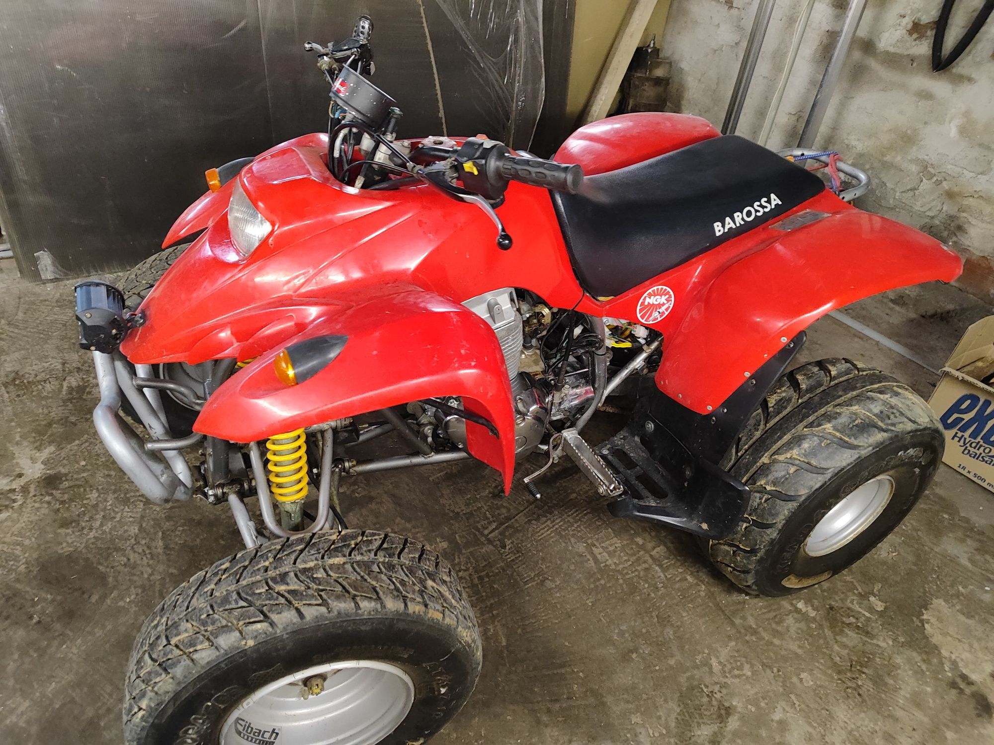 ATV Barossa 250 cc модел на Хонда. Регистрирано .