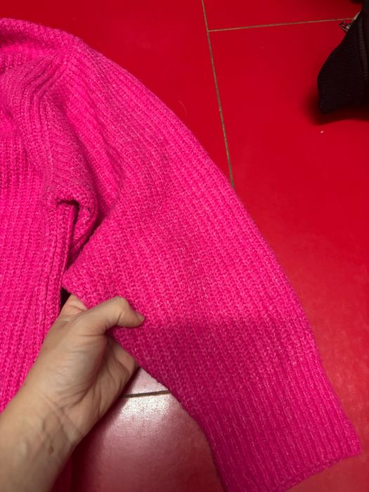 Розов пуловер Zara