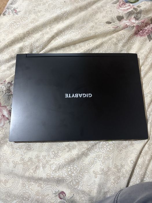 Геъмърски лаптоп Gigabyte