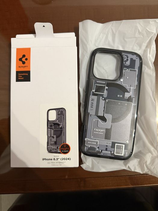 Husa iPhone 16 Pro (Spigen / Red Bull)