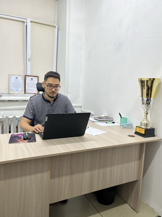 Продам стол в отличном состоянии