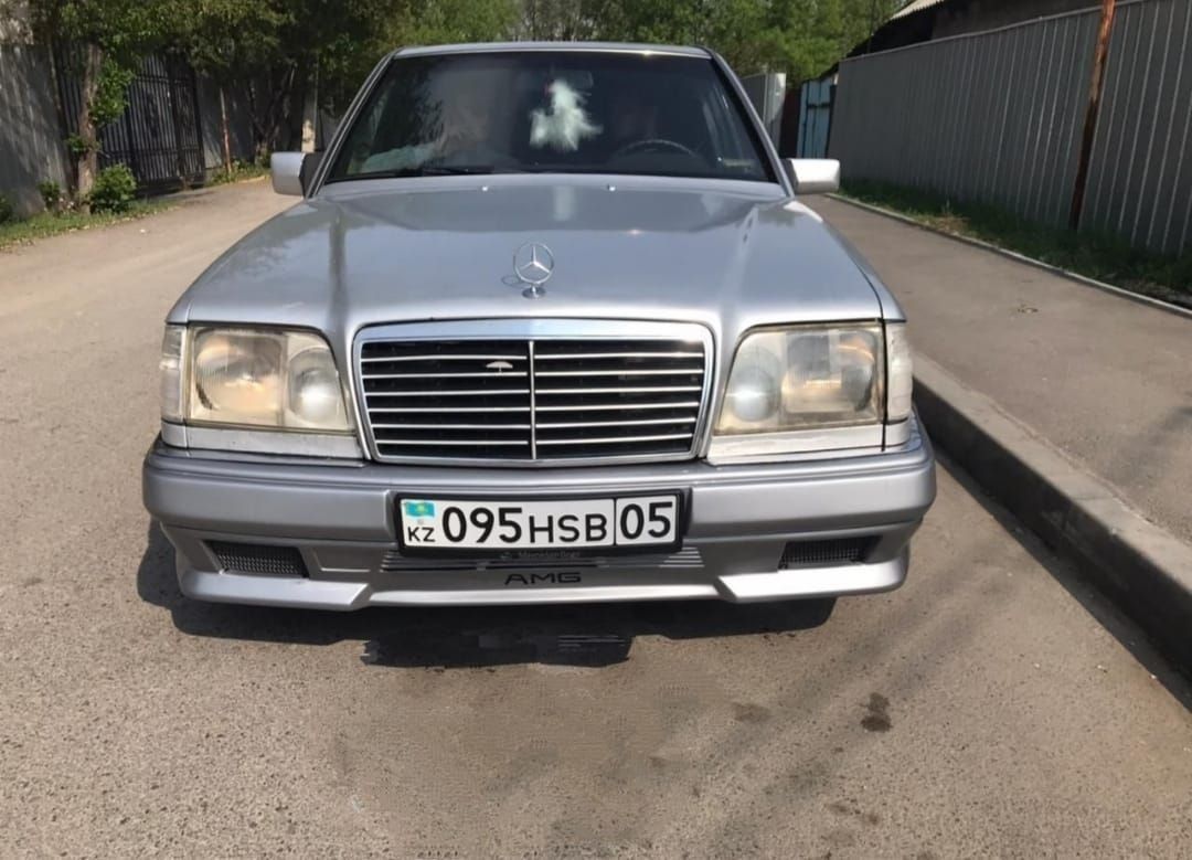 W124 амг обвес спойлер фара поворотник порог бампер