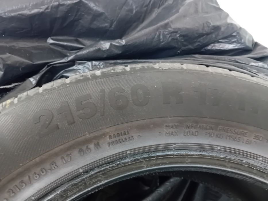 ₩ vând 4 cauciuri de vara continental 215/60/R17