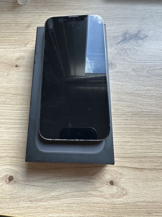 Телефон iPhone 13 Pro