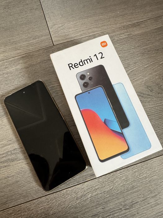 Телефон Redmi 12
