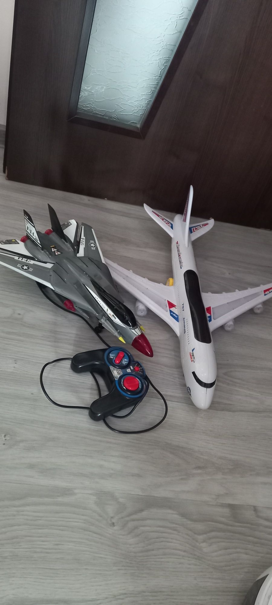 Детски играчки ..