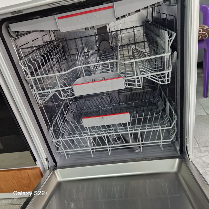 Съдомиялна 60см за пълно вграждане BOSCH А+++