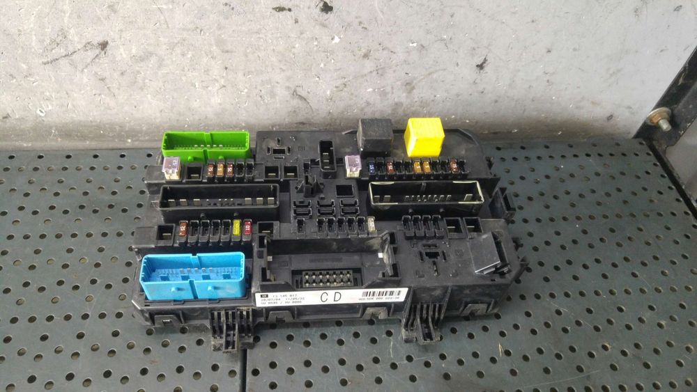 Panou sigurante 1.7 cdti opel astra h a04 13145017 5dk00866930