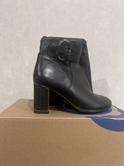 Женская обувь