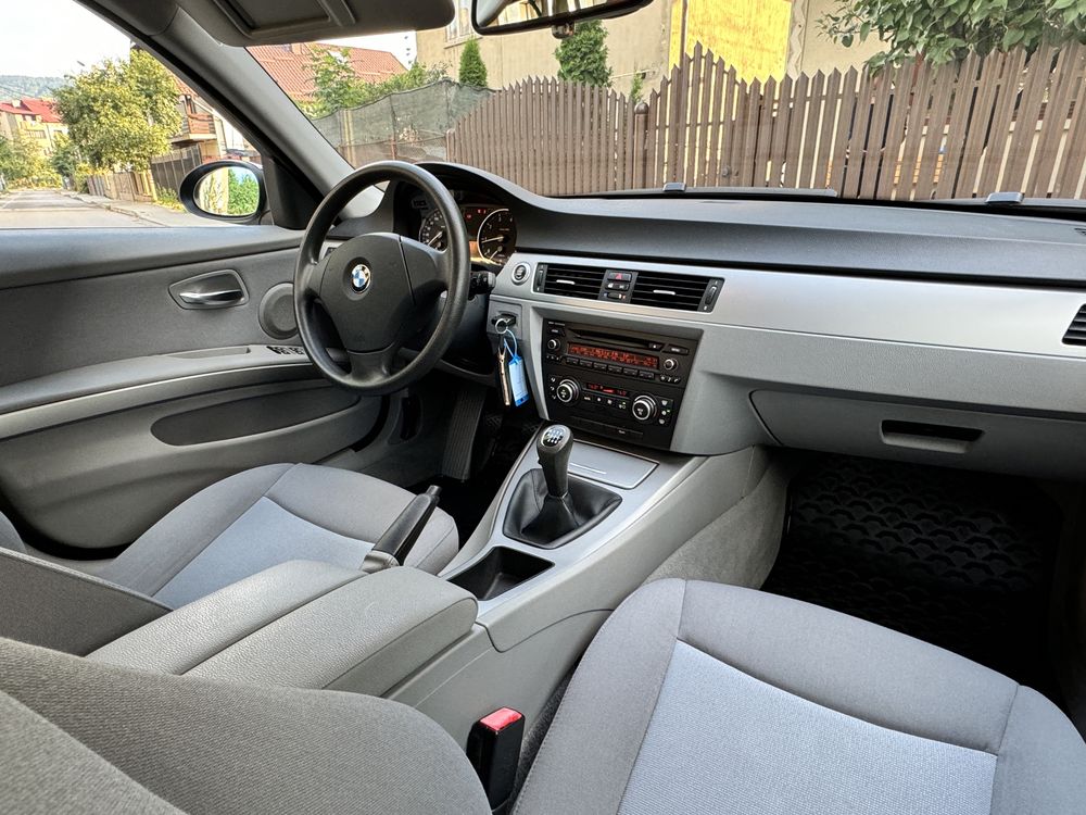 BMW 320i - E90 - 2.0i - 140CP - 2008