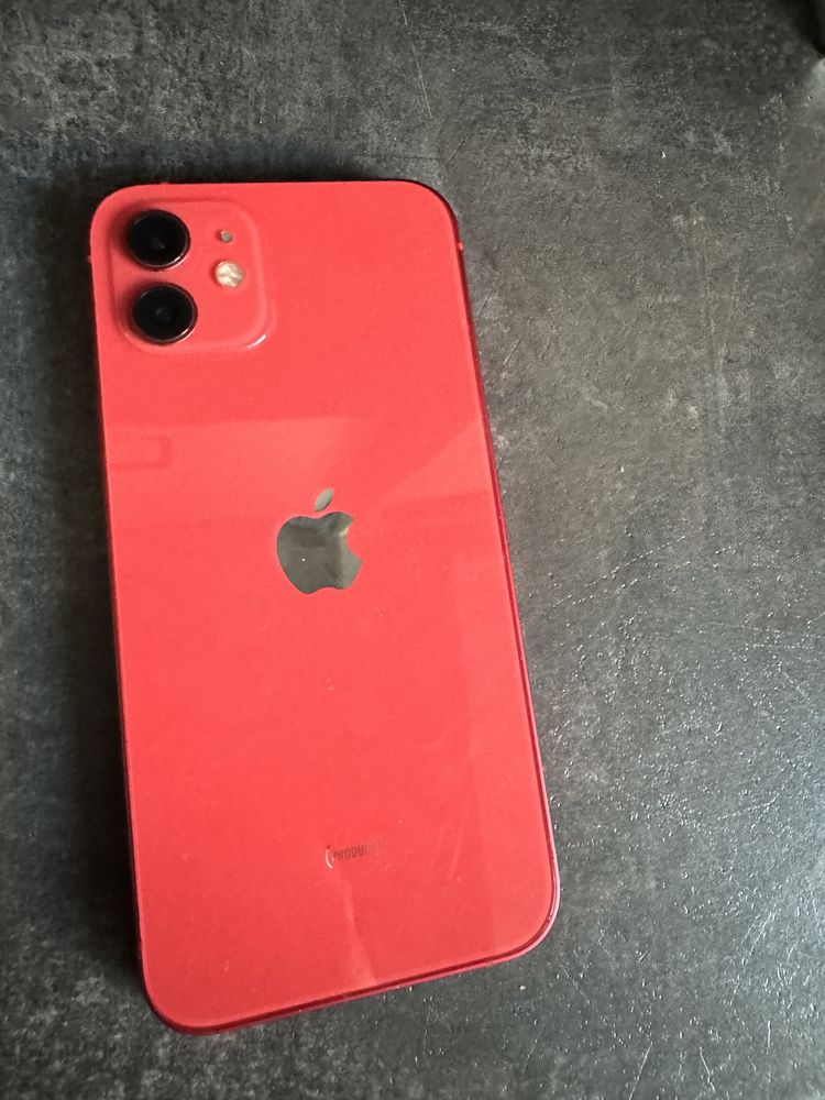 Iphone 12 -red 64 MB