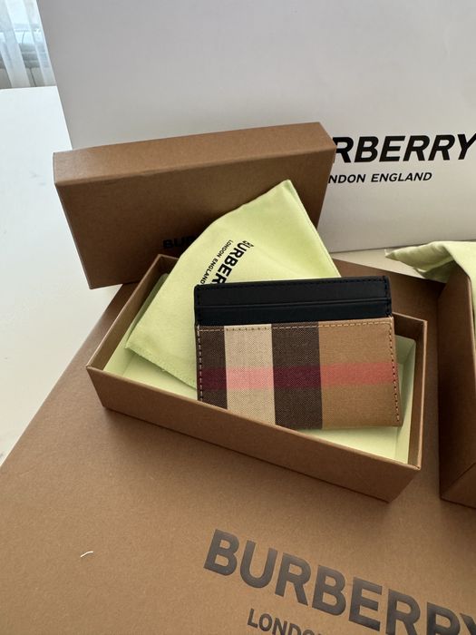 Портфейли и картхолдър burberry