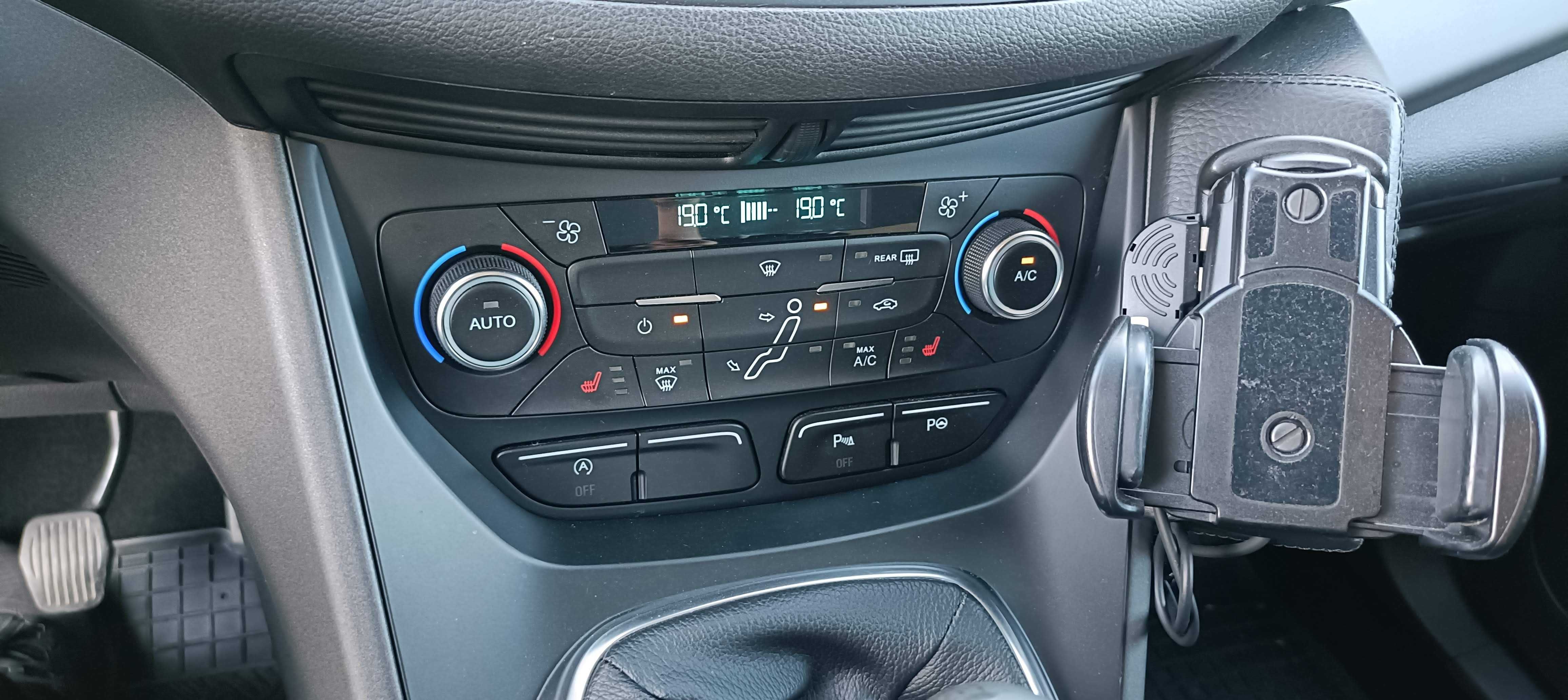 Ford Grande C max