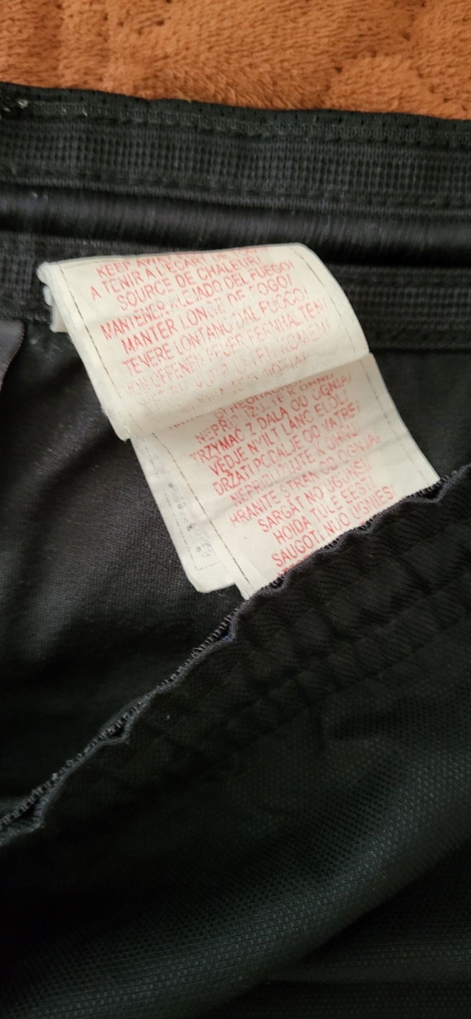 Pantaloni scurti Nike Total 90,marimea L