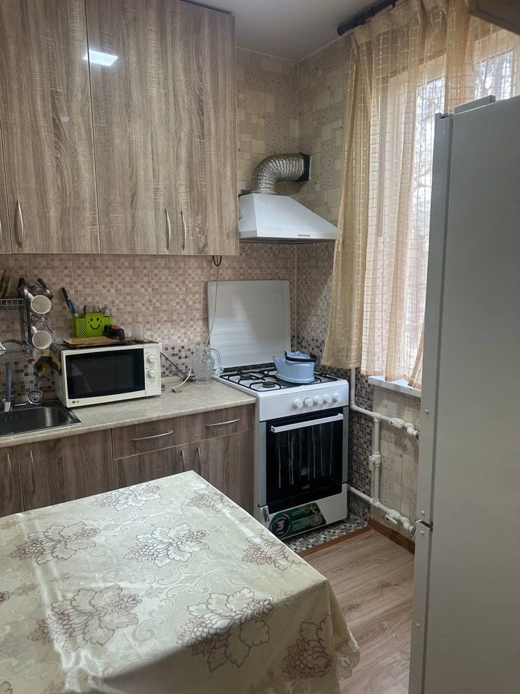 1 комнатная Квартира Продается Чиланзар 8 квартал.2-этаж с Обстановкой