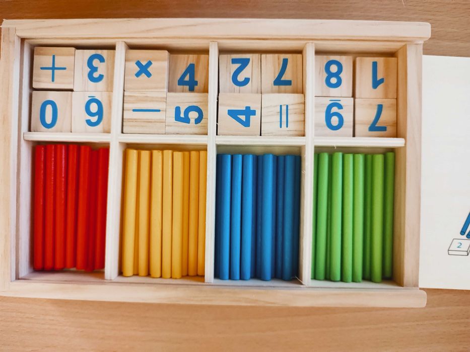 Дървена азбука пъзел + математическа игра