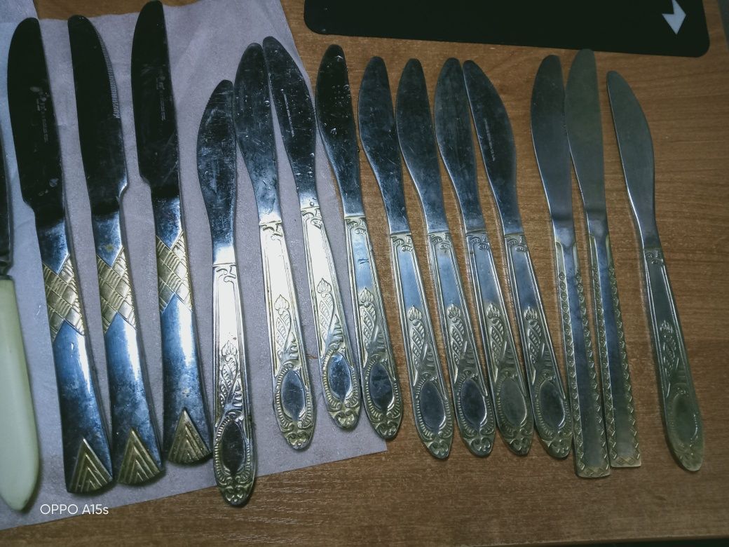 Продам столовые ножи