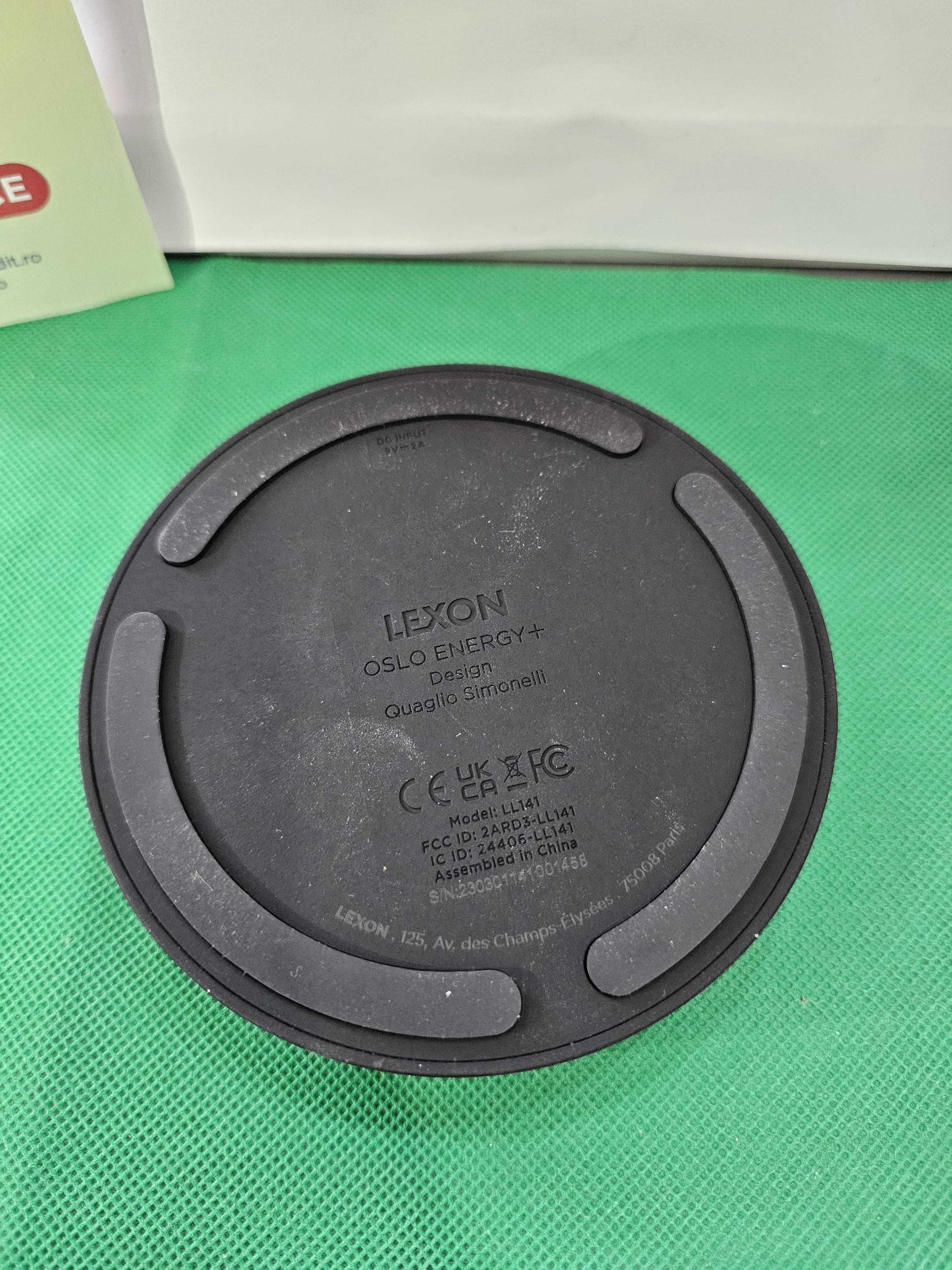 (Ag44 B8157) Incarcator wireless + boxa Lexon Oslo energy+