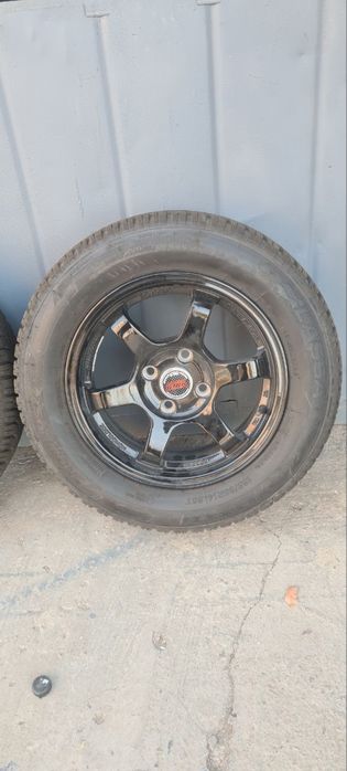 Продаются диски черные с зимней резиной