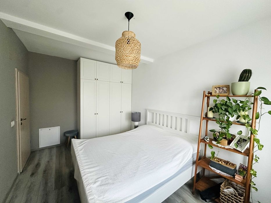 Proprietar - vand duplex complet mobilat si utilat.