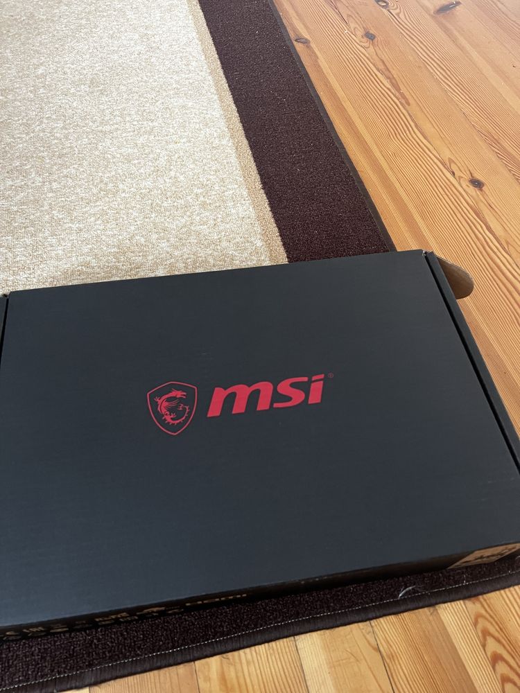 Геймърски лаптоп msi gf65 thin 10ue