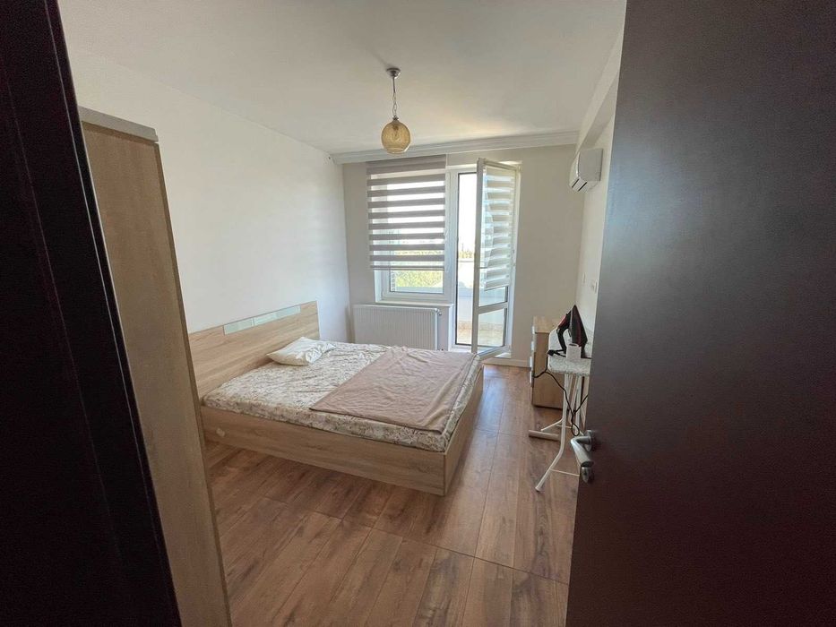 Дава се под наем Тристаен апартамент в Бургас, Славейков - 120 кв.м за 850 € - Снимка #3