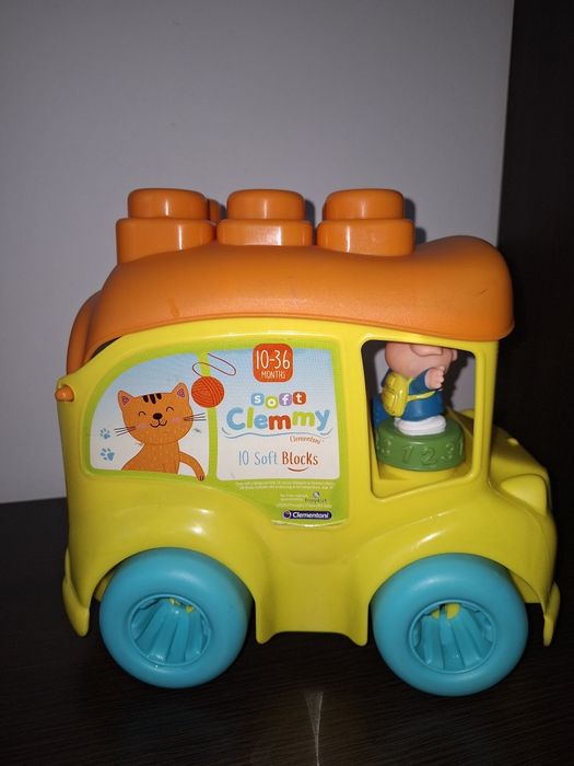 Autobuz + 10 cuburi moi Clementoni.
