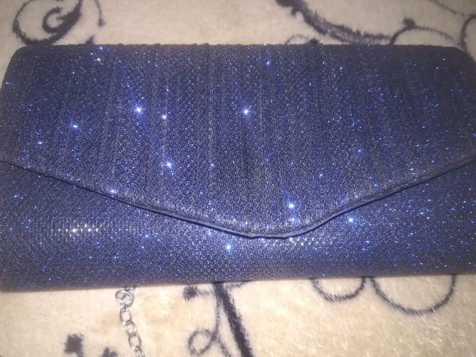 Gentuță de petrecere